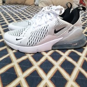 Nike AirMax 270